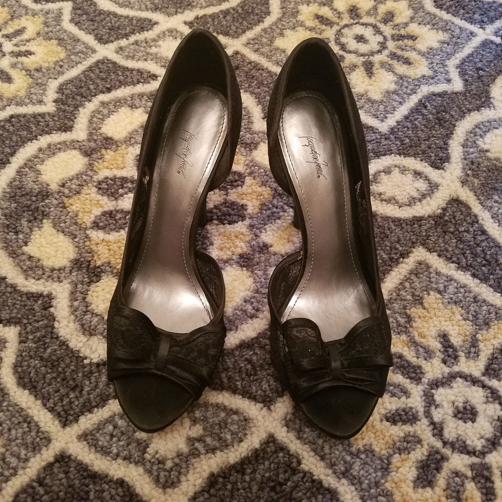 Black Lace Heel